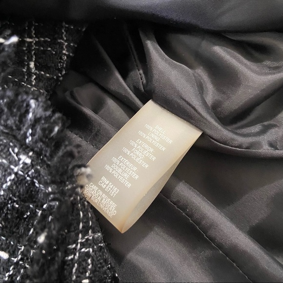 Karl Lagerfeld Paris Black Notched Collar Tweed Suit Skirt Set - Picture 8 of 16